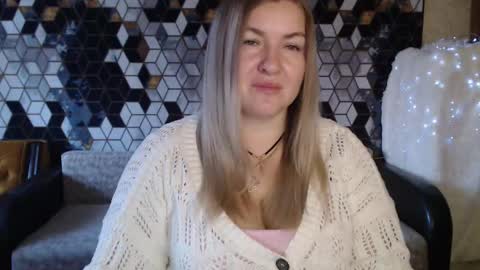 Nika online show from December 15, 2025, 5:12 am