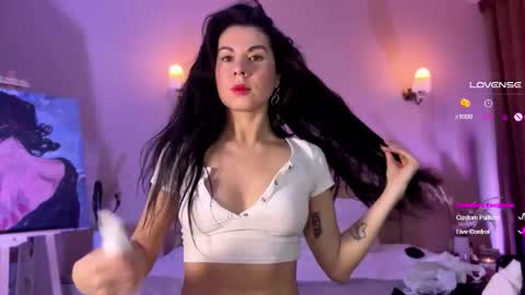 Nika online show from November 17, 2025, 7:36 am