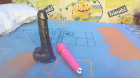 niki303424 online show from March 17, 2026, 5:22 am