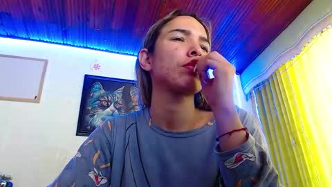 Snapshot of niki_1998 chatting on January 14, 2025, 5:23 pm Natalia online show from January 14, 2025, 5:23 pm