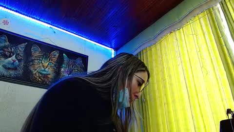 Snapshot of niki_1998 chatting on January 25, 2025, 4:46 pm Natalia online show from January 25, 2025, 4:46 pm