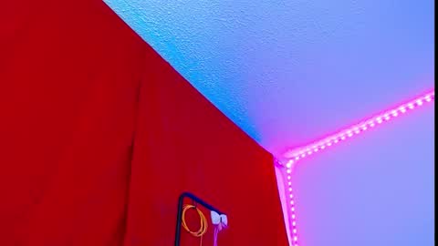 Snapshot of niki_1998 chatting on March 12, 2025, 4:19 am Natalia online show from March 12, 2025, 4:19 am