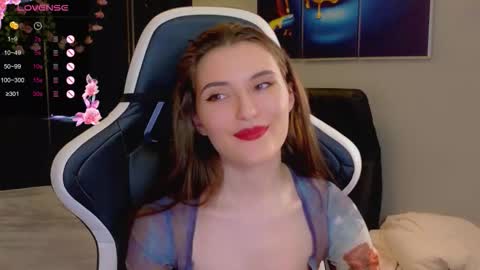 niki_cutes online show from March 18, 2026, 8:06 am