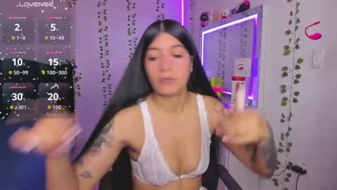 Niki online show from June 21, 2026, 5:04 pm
