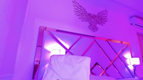 nikii_white online show from February 2, 2025, 2:13 pm