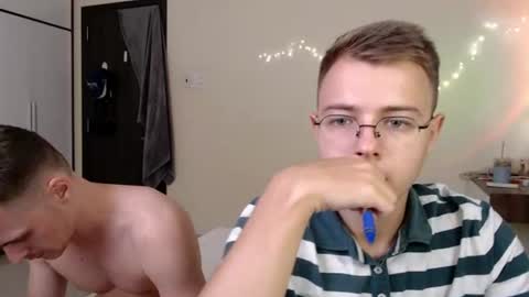 Snapshot of nikikerry_cum_ chatting on August 7, 2026, 1:02 pm nikikerry_cum_ online show from August 7, 2026, 1:02 pm