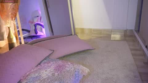 Nikita Luan online show from March 17, 2026, 12:15 am