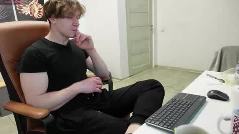 nikki online show from March 16, 2026, 5:44 am