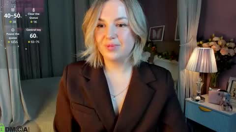 Snapshot of nikki_kai chatting on November 10, 2025, 1:04 am Nikki online show from November 10, 2025, 1:04 am