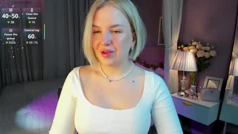 Snapshot of nikki_kai chatting on November 25, 2025, 1:05 am Nikki online show from November 25, 2025, 1:05 am