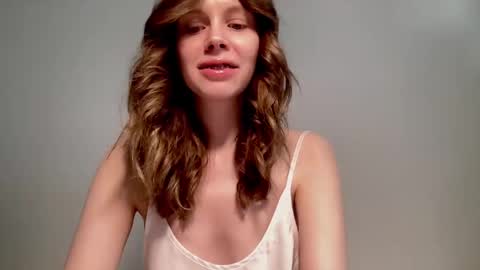 Snapshot of nikki_mi chatting on March 7, 2025, 10:13 am Nikki online show from March 7, 2025, 10:13 am