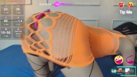 nikki_vesper online show from May 14, 2026, 3:57 am