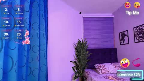 nikki_vesper online show from June 7, 2026, 3:43 am