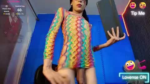 nikki_vesper online show from July 19, 2026, 4:38 am