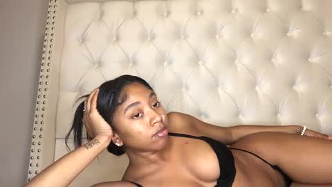 NikkiB online show from March 5, 2025, 3:08 am