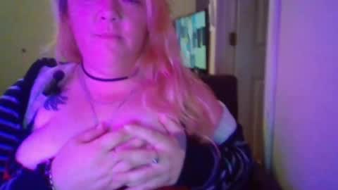 Snapshot of nikkinastyslut chatting on August 7, 2026, 3:03 pm nikkinastyslut online show from August 7, 2026, 3:03 pm