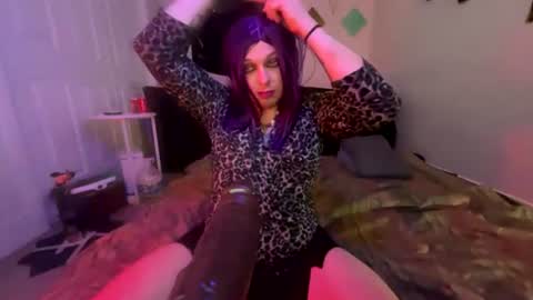 Nikki Neverland online show from July 11, 2026, 6:54 pm