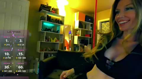 Snapshot of nikkiprincess chatting on March 4, 2025, 4:27 am Schedule IN BIO online show from March 4, 2025, 4:27 am