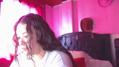 Snapshot of nikkirous_ chatting on June 12, 2026, 5:45 pm Nikkirous online show from June 12, 2026, 5:45 pm