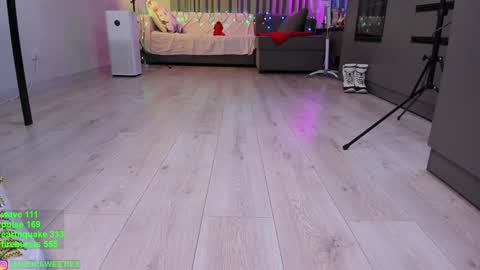 Nikki online show from January 26, 2025, 2:56 am