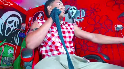 nikkithebeastx online show from April 23, 2026, 1:07 am