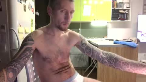 niknik39 online show from March 1, 2026, 5:15 pm