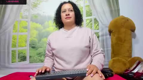 Snapshot of nikol32__ chatting on June 9, 2026, 11:00 am dayan online show from June 9, 2026, 11:00 am