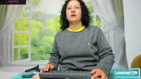 Snapshot of nikol32__ chatting on June 25, 2026, 10:42 am dayan online show from June 25, 2026, 10:42 am