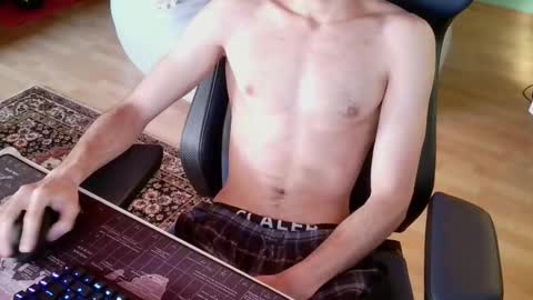 Snapshot of nikolasjim2 chatting on January 21, 2025, 8:41 am Nikolas online show from January 21, 2025, 8:41 am