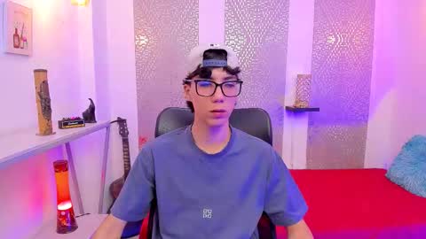    online show from October 7, 2025, 4:20 am