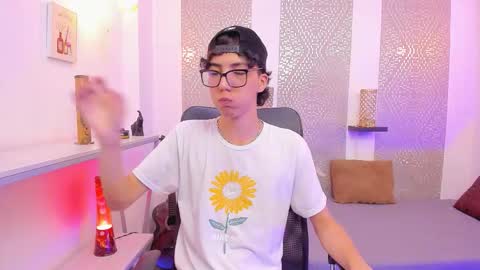    online show from October 16, 2025, 4:57 am