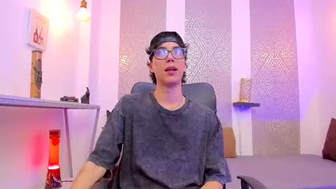    online show from October 20, 2025, 4:13 am