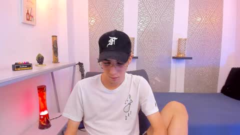    online show from December 3, 2025, 5:26 am