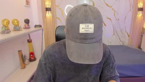 Snapshot of nikolay_gregori chatting on May 15, 2026, 4:30 am online show from May 15, 2026, 4:30 am