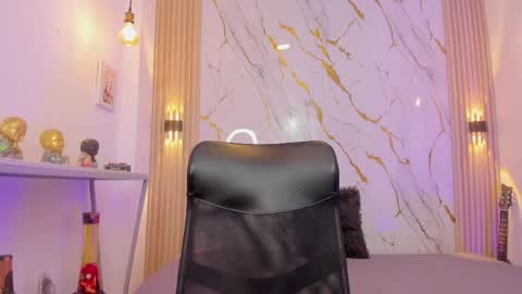 Snapshot of nikolay_gregori chatting on May 18, 2026, 3:46 am online show from May 18, 2026, 3:46 am