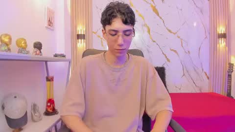 Snapshot of nikolay_gregori chatting on May 25, 2026, 4:18 am online show from May 25, 2026, 4:18 am