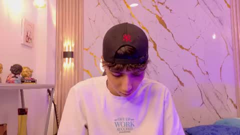 Snapshot of nikolay_gregori chatting on July 14, 2026, 4:06 am online show from July 14, 2026, 4:06 am