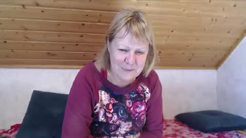 Nikole1 online show from May 1, 2026, 10:31 am