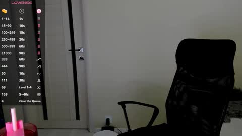      online show from September 18, 2025, 2:57 am