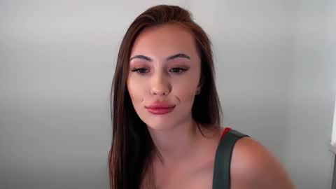 nikonara_ online show from September 23, 2025, 12:19 pm