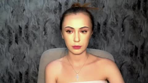 nikonara_ online show from July 31, 2026, 11:53 am
