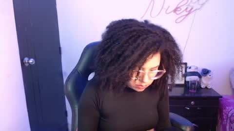 Snapshot of niky_golden chatting on December 31, 2024, 7:31 am Nicole GTM-5 1100 pm - 700 am online show from December 31, 2024, 7:31 am
