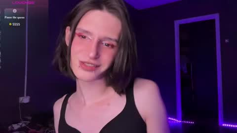 Snapshot of niky_long chatting on June 11, 2026, 11:03 pm Niky online show from June 11, 2026, 11:03 pm