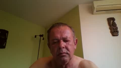 Snapshot of nikyo419 chatting on April 15, 2026, 4:41 am nikyo419 online show from April 15, 2026, 4:41 am