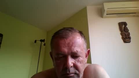 Snapshot of nikyo419 chatting on April 17, 2026, 5:32 am nikyo419 online show from April 17, 2026, 5:32 am