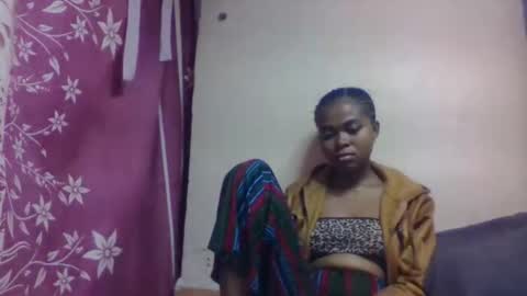 nilah online show from October 13, 2025, 12:05 pm