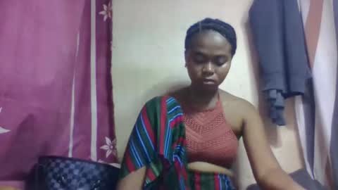 nilah online show from November 18, 2025, 3:01 am