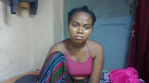 nilah online show from April 30, 2026, 7:20 pm