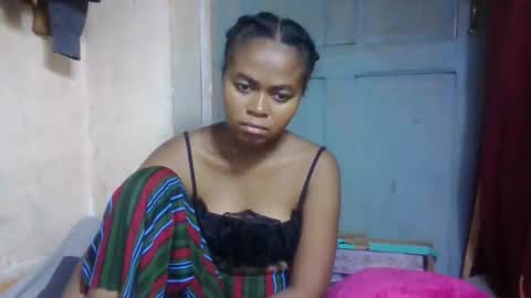 Snapshot of nilahmarie chatting on May 13, 2026, 5:38 am nilah online show from May 13, 2026, 5:38 am