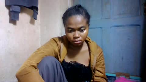 nilah online show from July 2, 2026, 3:23 am